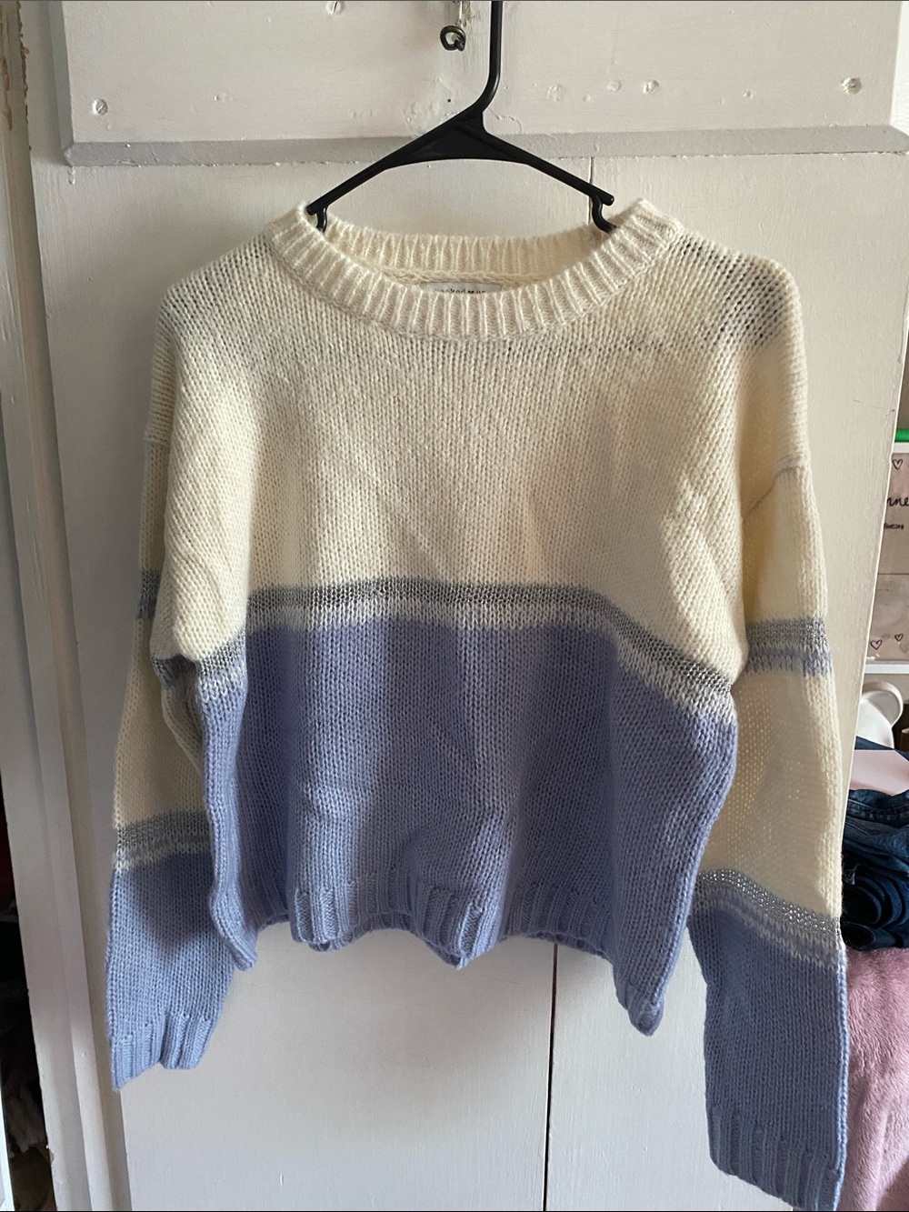 Hooked Up by IOT Cream and Light Blue Colorblock Crewneck Sweater